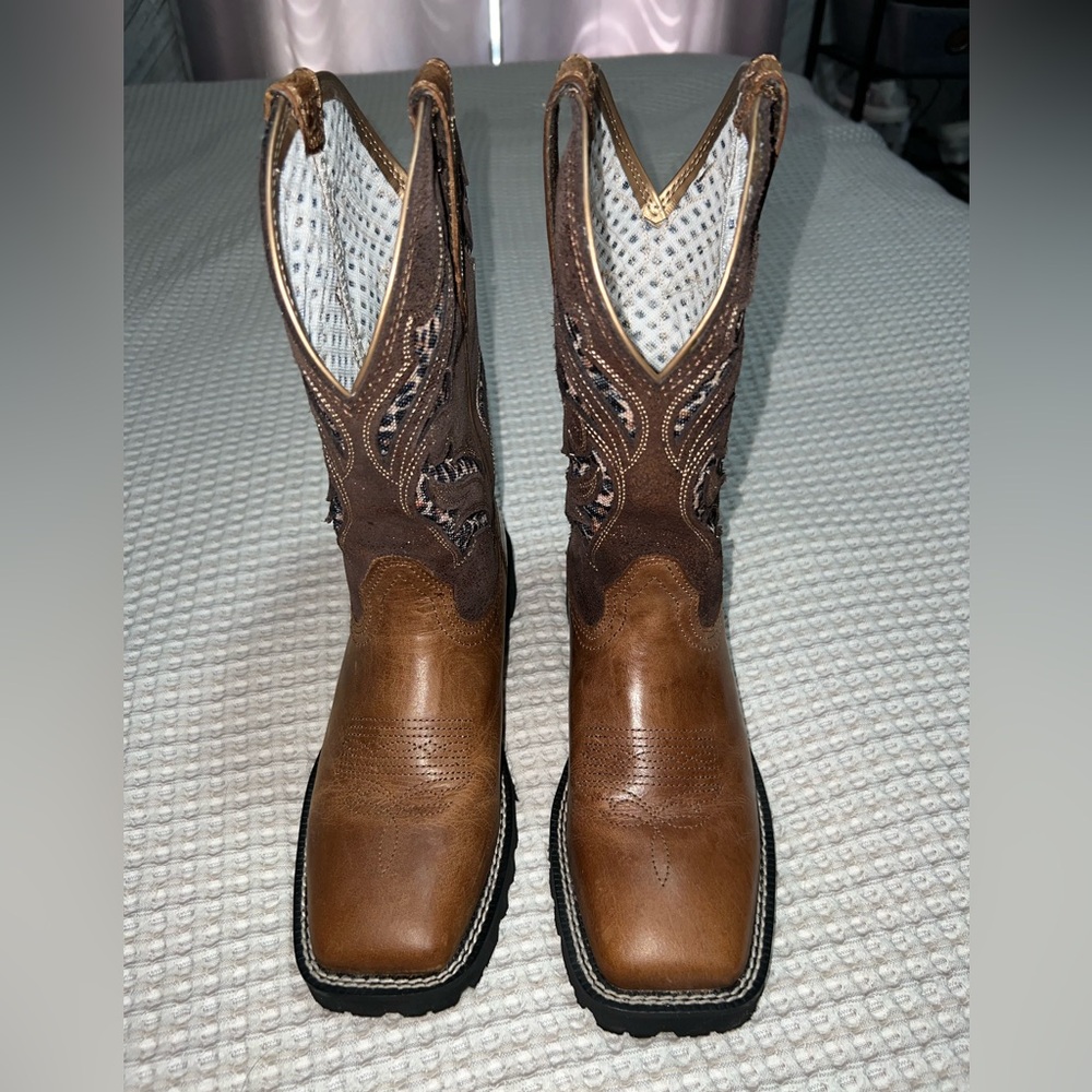 ARIAT Women's Unbridled Rancher Venttek Western Boots - Hickory Smoke/Copper - Picture 3 of 5